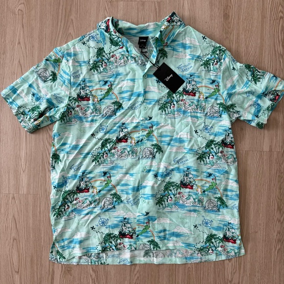 Disney Peter Pan button down shirt NWT - Picture 2 of 3
